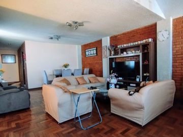 🏡 ¡Oportunidad! Amplia Casa en Venta en San Miguel – Ideal para Familia e Inversión 🏡