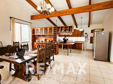 En Venta, Casa en Pachacamac, urb. Casa Blanca