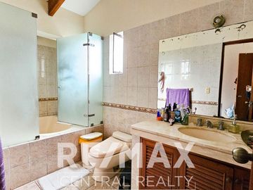 En Venta, Casa en Pachacamac, urb. Casa Blanca