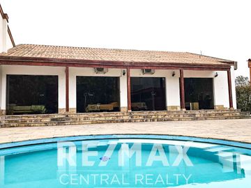 En Venta, Casa en Pachacamac, urb. Casa Blanca