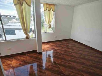 CASA  EN VENTA SECTOE ZABALA CONJUNTO SIGLO 21