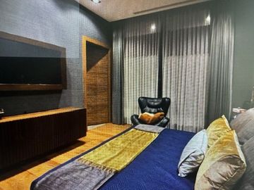 ESPECTACULAR RESIDENCIA, ACABADOS DE LUJO, SEGURIDAD 24/7