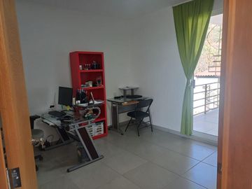 VENTA DE CASA EN SOLARES BANTHI