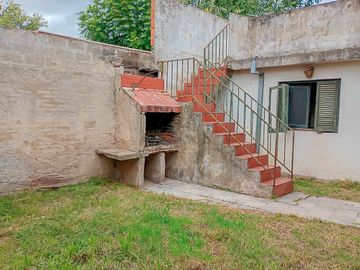 Castelar Norte - Venta - Casa 3 Ambientes