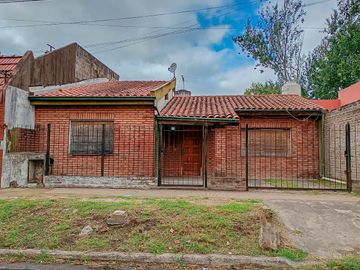 Castelar Norte - Venta - Casa 3 Ambientes