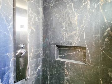 Casa en Cumbres Elite con 19m de Frente