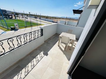 HERMOSA CASA AL SUR DE PACHUCA CON BONITAS AMENIDADES