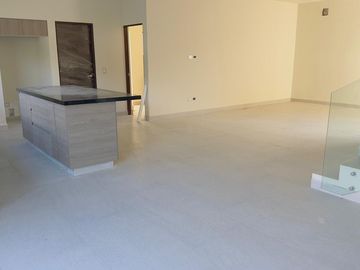 Casa en VENTA , Las Esmeraldas