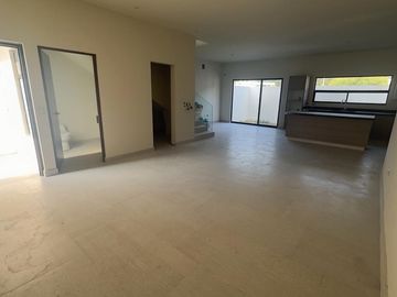 Casa en VENTA , Las Esmeraldas