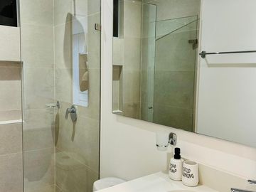 ESPECTACULAR APARTAESTUDIO CON PERMISO DE RENTA TURISTICA- SALGUERO SUITE