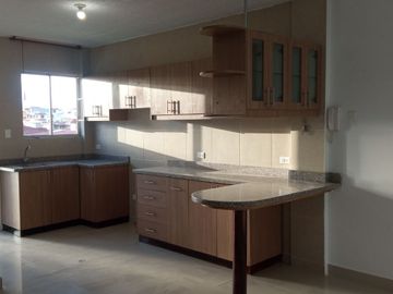 EN VENTA – AMPLIA CASA ESQUINERA EN URBANIZACIÓN DEL EJÉRCITO - CASHAPAMBA - SANGOLQUI - VALLE DE LOS CHILLOS