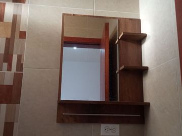 EN VENTA – AMPLIA CASA ESQUINERA EN URBANIZACIÓN DEL EJÉRCITO - CASHAPAMBA - SANGOLQUI - VALLE DE LOS CHILLOS