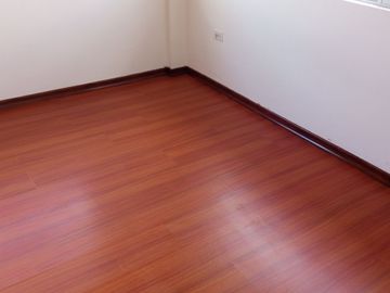 EN VENTA – AMPLIA CASA ESQUINERA EN URBANIZACIÓN DEL EJÉRCITO - CASHAPAMBA - SANGOLQUI - VALLE DE LOS CHILLOS