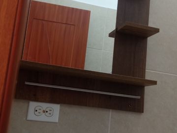 EN VENTA – AMPLIA CASA ESQUINERA EN URBANIZACIÓN DEL EJÉRCITO - CASHAPAMBA - SANGOLQUI - VALLE DE LOS CHILLOS