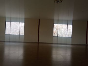 EN VENTA – AMPLIA CASA ESQUINERA EN URBANIZACIÓN DEL EJÉRCITO - CASHAPAMBA - SANGOLQUI - VALLE DE LOS CHILLOS