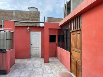 Vendo Casa a Precio de Terreno + Aires Las Quintanas - Trujillo