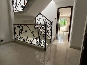 VENTA DE CASA EN EL BARRIO EL CANEY (CALI-VALLE)