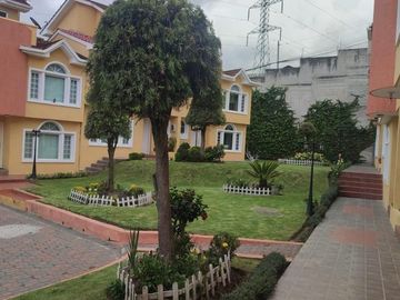 Venta de Casa en el Norte de Quito, Sector El Condado, Santa Anita