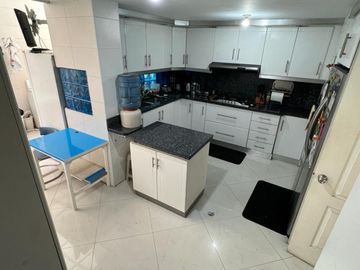 Venta de Casa en el Norte de Quito, Sector El Condado, Santa Anita