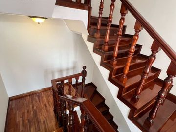 VENDO HERMOSA CASA EN EL SOLMDE LA MOLINA