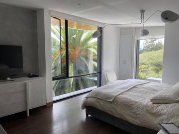 Casa Venta Nayon. Urbanizacion exclusiva. Doble filtro de seguridad.