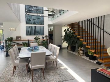 Casa Venta Nayon. Urbanizacion exclusiva. Doble filtro de seguridad.