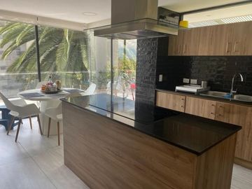 Casa Venta Nayon. Urbanizacion exclusiva. Doble filtro de seguridad.