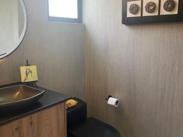 Casa Venta Nayon. Urbanizacion exclusiva. Doble filtro de seguridad.