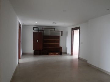DEPARTAMENTO 606.81 M2 