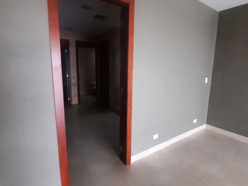 DEPARTAMENTO 606.81 M2 