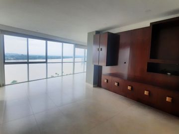 DEPARTAMENTO 606.81 M2 