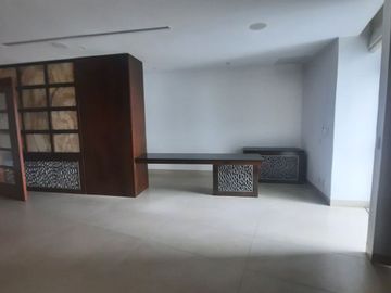 DEPARTAMENTO 606.81 M2 