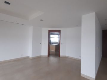 DEPARTAMENTO 606.81 M2 