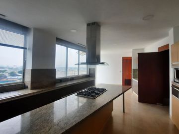 DEPARTAMENTO 606.81 M2 