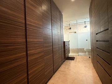 Casa autosustentable en venta a 3 cuadras de plaza mayor