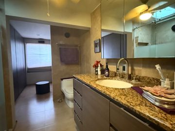 Casa autosustentable en venta a 3 cuadras de plaza mayor