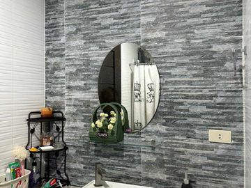 HOUSE AND LOT IN AMADEO CAVITE