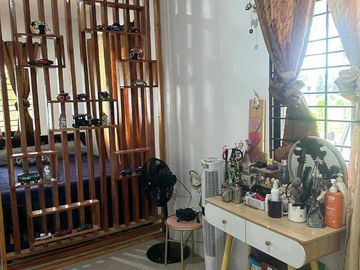 HOUSE AND LOT IN AMADEO CAVITE