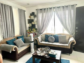 HOUSE AND LOT IN AMADEO CAVITE