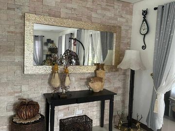 HOUSE AND LOT IN AMADEO CAVITE