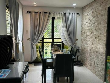 HOUSE AND LOT IN AMADEO CAVITE