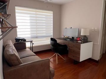 Vendo amplio departamento a una cuadra del Pentagonito - San Borja