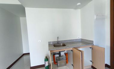 2 Bedroom Condo for Sale in Pasay City Near Arellano University and De La Salle University Manila