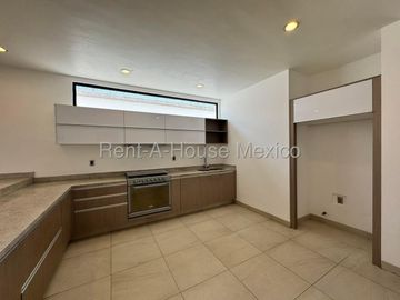 Jurica, casa en venta en Arco de Piedra. FVR