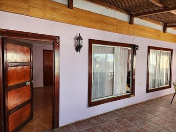 Venta de Casa Regularizada en Av. Las Parcelas – Alto Hospicio