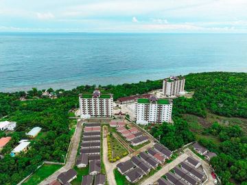 1 Bedroom A Mid Condominium in Royal Oceancrest located at Dao, Dauis, Bohol