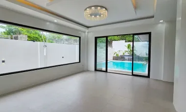 Modern Tropical Home for Sale in Royale Cebu Estates, Consolacion – With Pool & Scenic Views