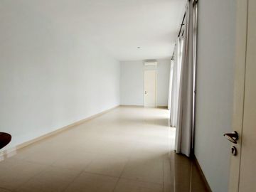 DISEWAKAN RUMAH MEWAH LUAS DI KOMPLEK KEBAYORAN BINTARO