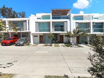 CASA EN VENTA EN COTO PRIVADO – RESIDENCIAL BOSQUE NATURA