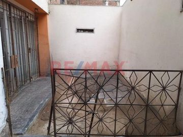 VENTA DE CASA EN PALAO - SAN MARTIN DE PORRES